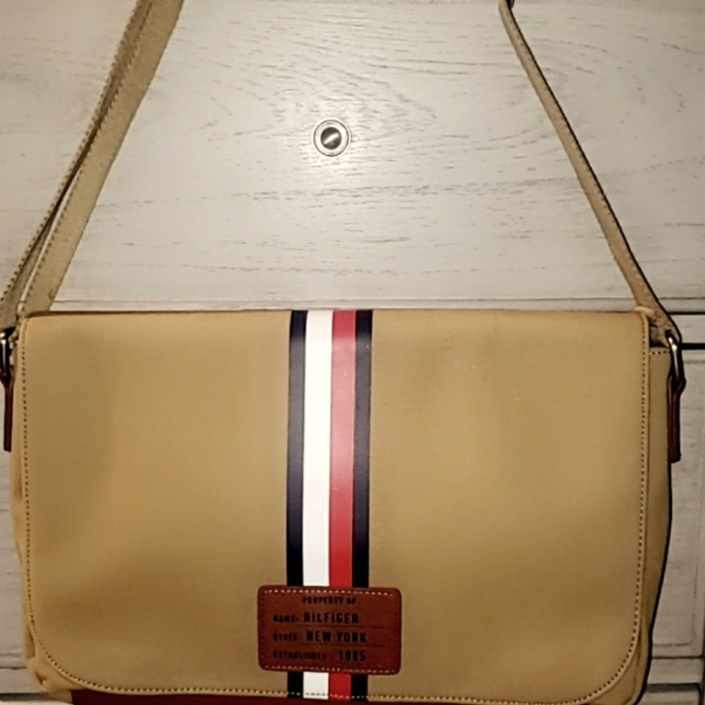 Tommy Hilfiger Messenger